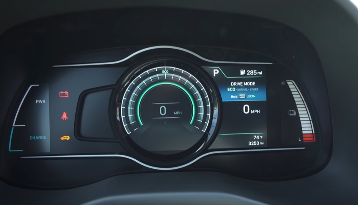 Hyundai Kona Tesla Model 3 Battery Range