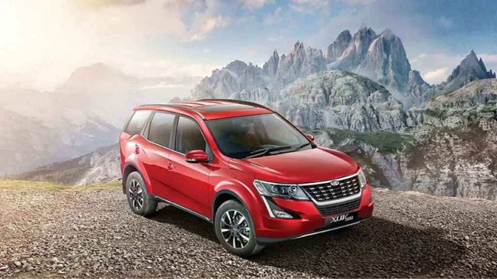 Mahindra XUV500 Best SUVs Under 20 lakhs