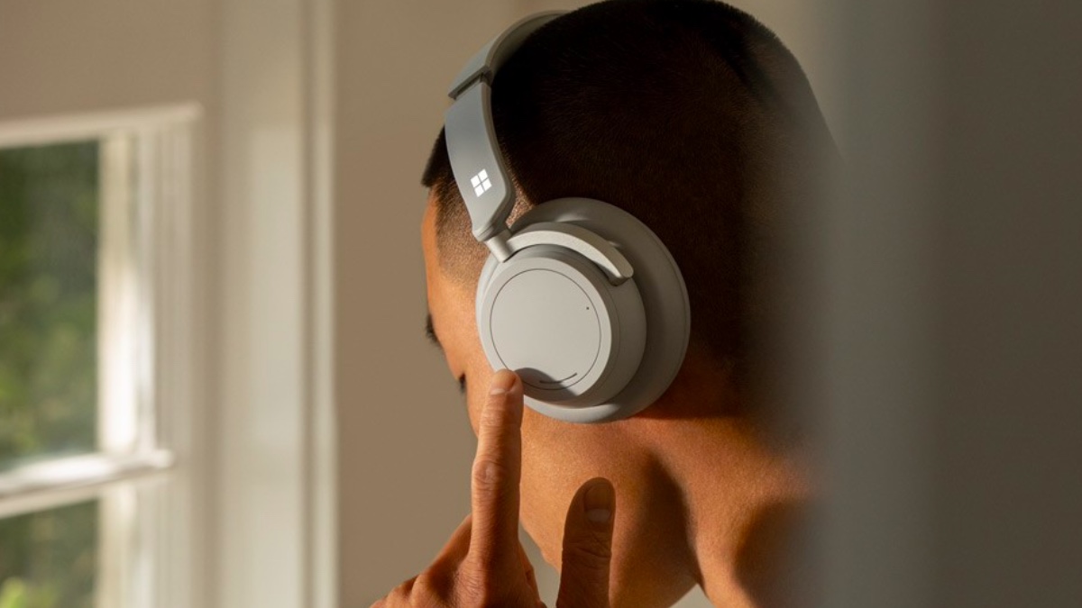 Photo of Microsoft Surface Headphones 2