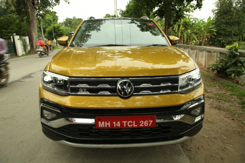 Volkswagen Taigun suv front view grille