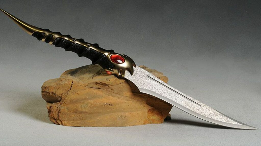 Why Is The Catspaw Dagger Prophecy More Important Than The Iron Throne?