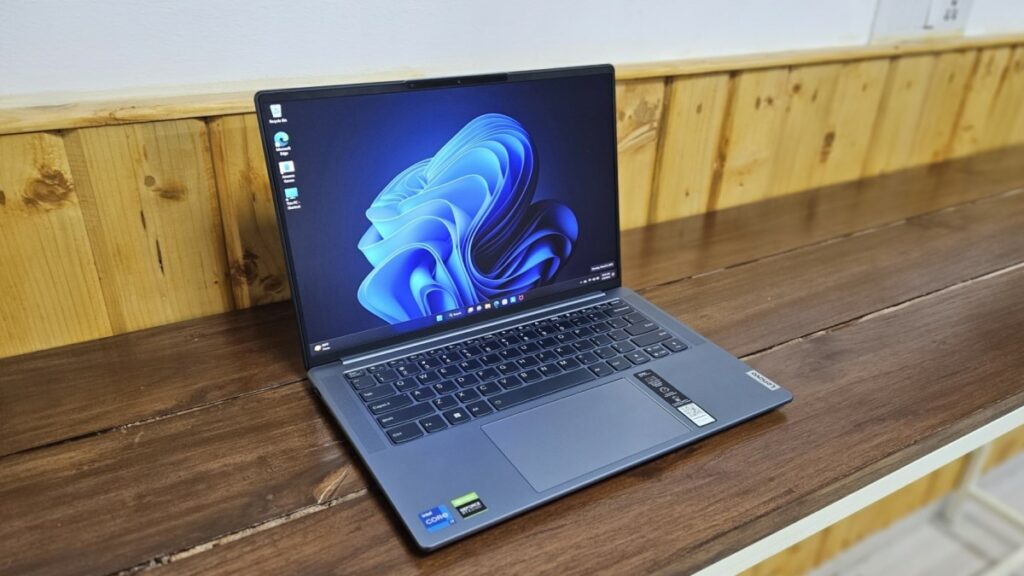Image of a Lenovo laptop on the Flipkart Big Billion Day Sale