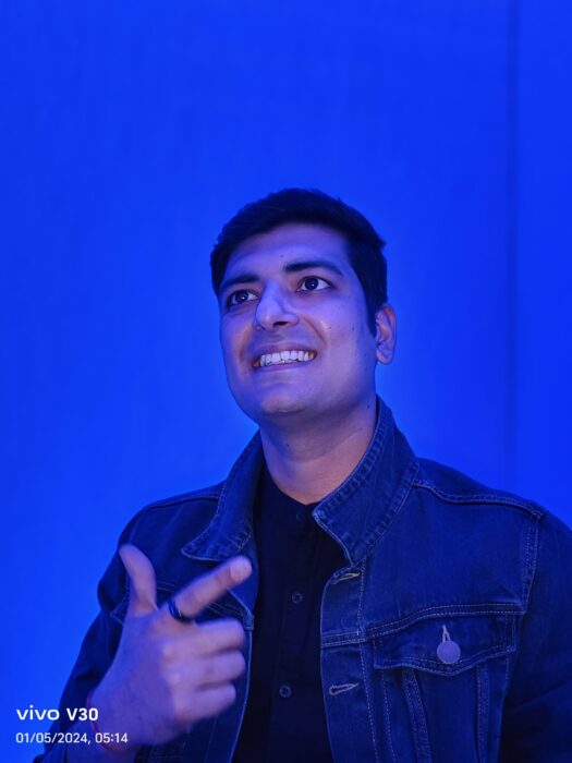 Image with the aura light-3