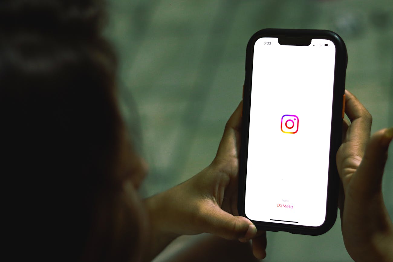 Instagram logo