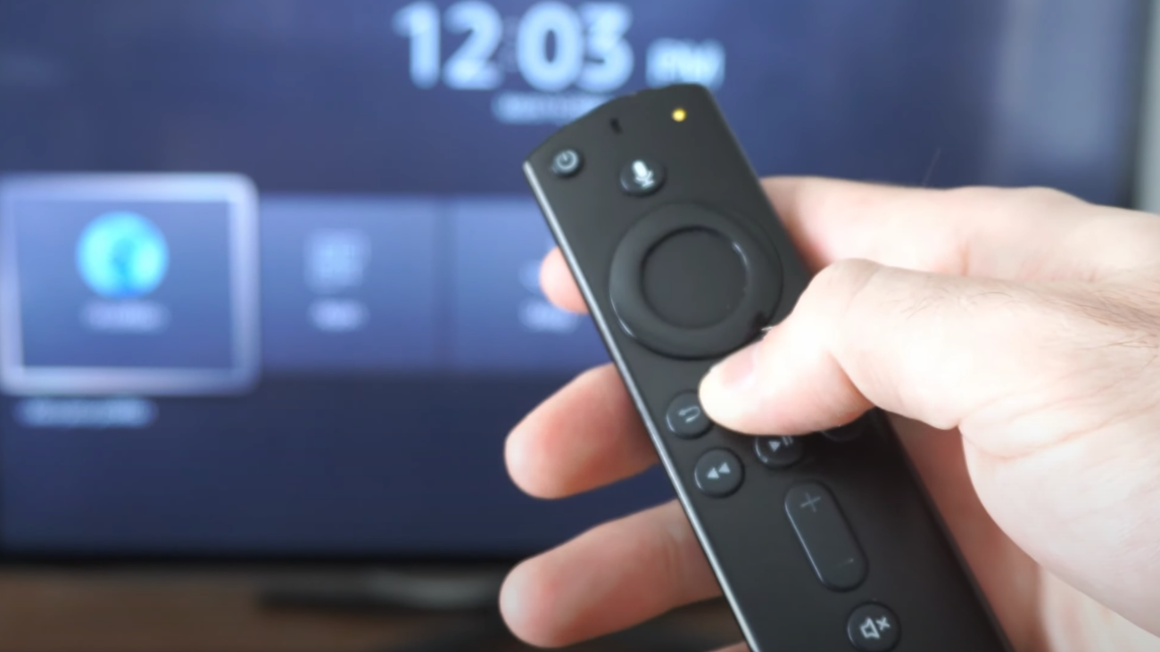 image of a flashing light on the remote